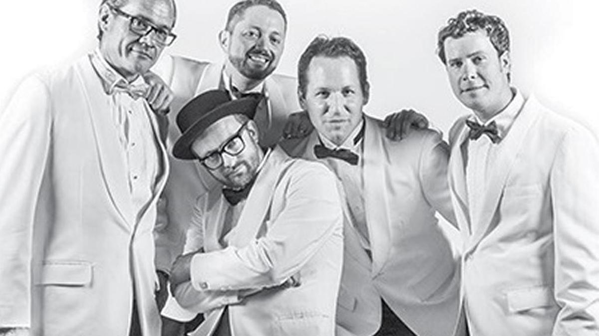 Velvet Caravan is Ricardo Ochoa on violin, Sasha Strunjas on guitar, Jared Hall on keyboards and accordion, Jesse Monkman on drums and Eric Dunn on upright bass.