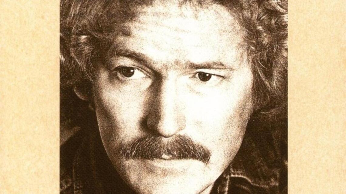 Canada’s greatest songwriter - a US chart-topping singer - is touring. And you have 2 chances to see him nearby