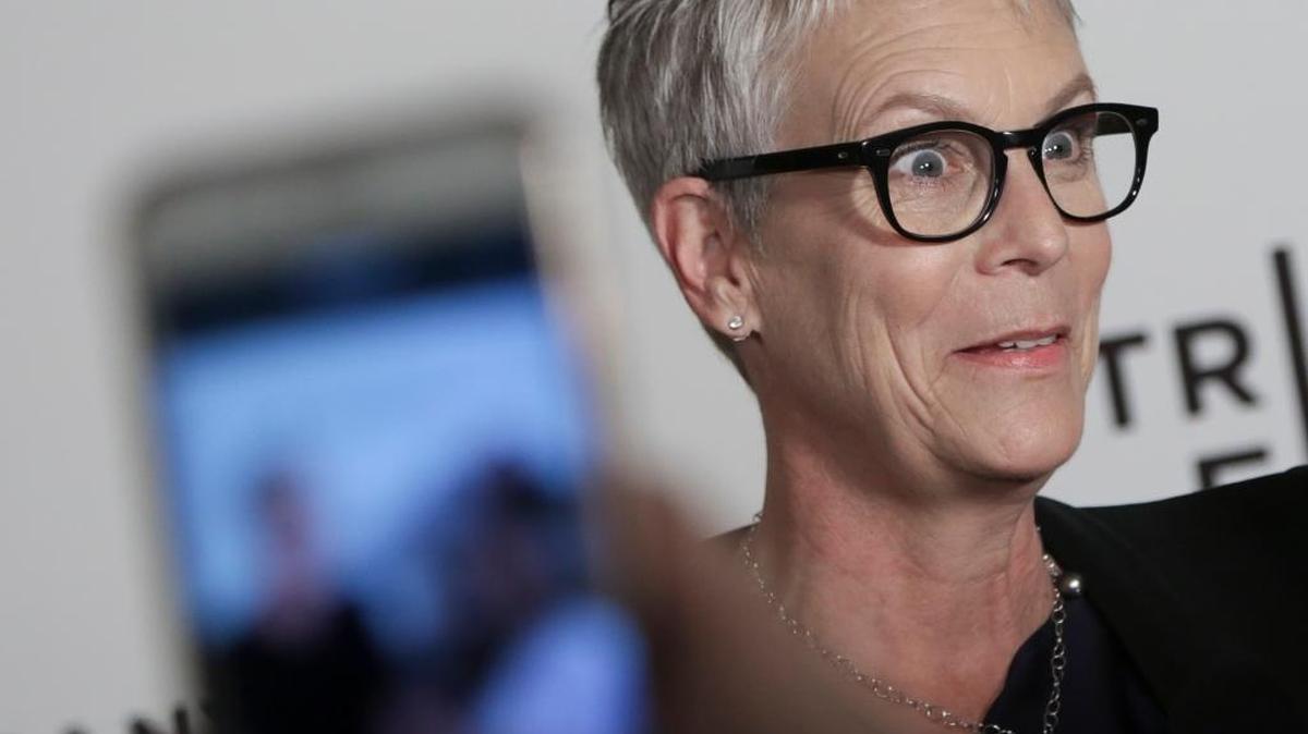 Co-Executive Producer Jamie Lee Curtis attends a screening of "Hondros" at Cinépolis Chelsea, during the 2017 Tribeca Film Festival, on Friday, April 21, 2017, in New York.
