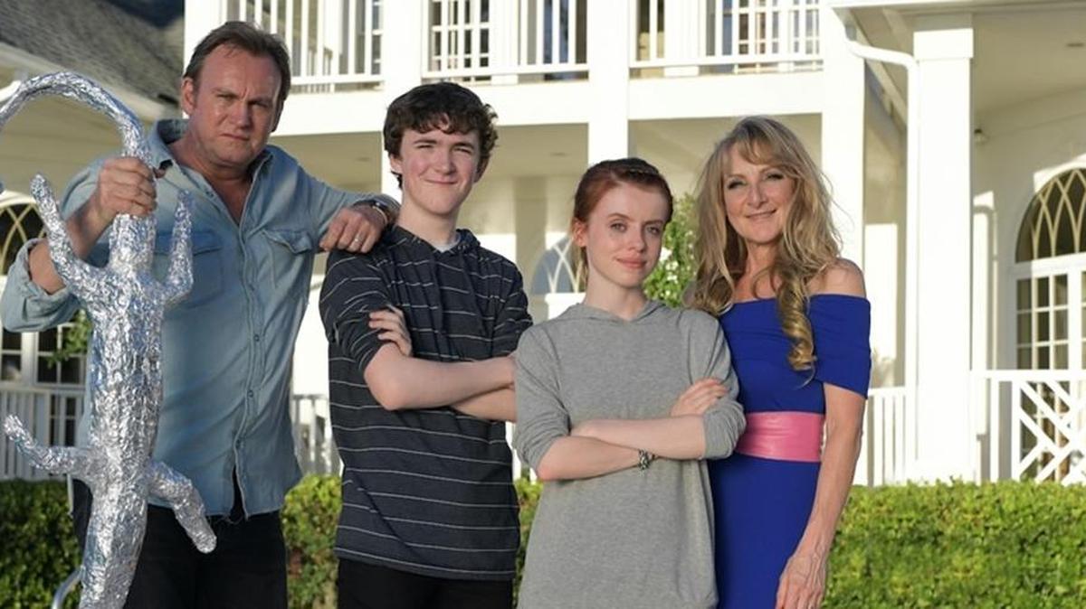 Philip Glenister and Lesley Sharp star as parents Mal and Jen Pemberton in the new British comedy ‘Living the Dream.’
