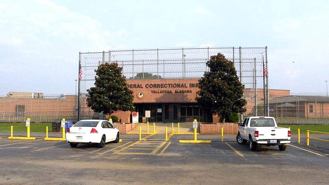 How did the Gentleman Bandit survive 3 decades behind bars? Crocheting helped