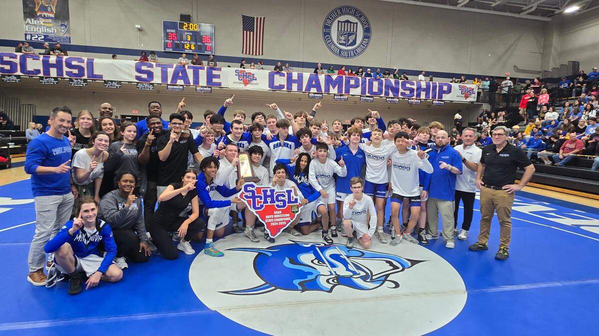 May River wins the 2025 SC High School League Class 4A wrestling championship.