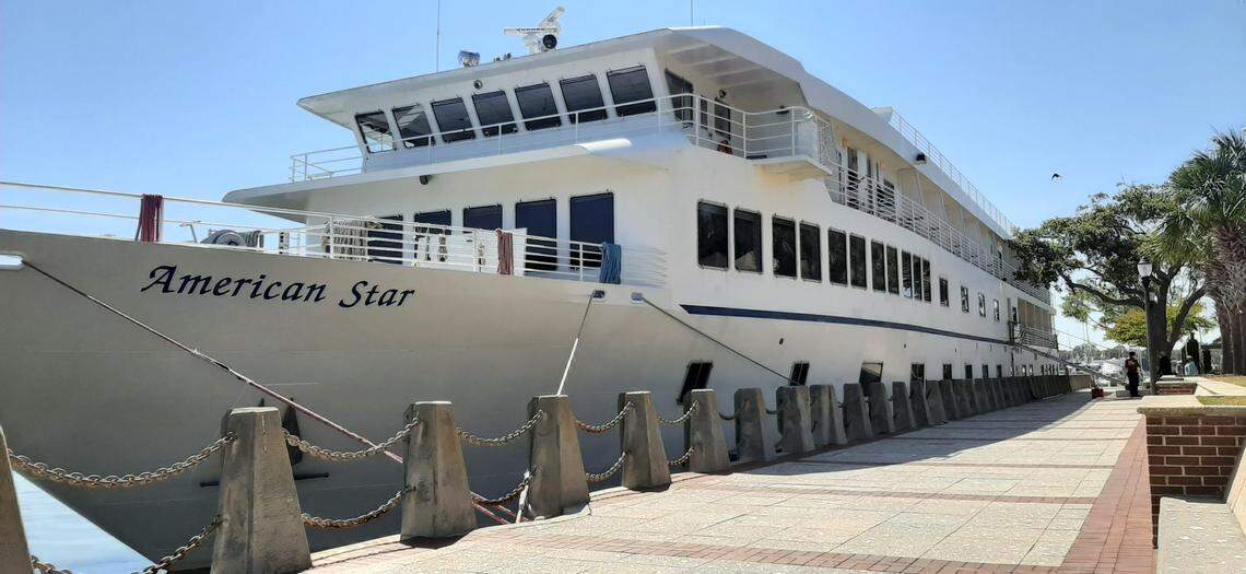 An American Cruise Lines cruise ship docked in Beaufort in 2021.