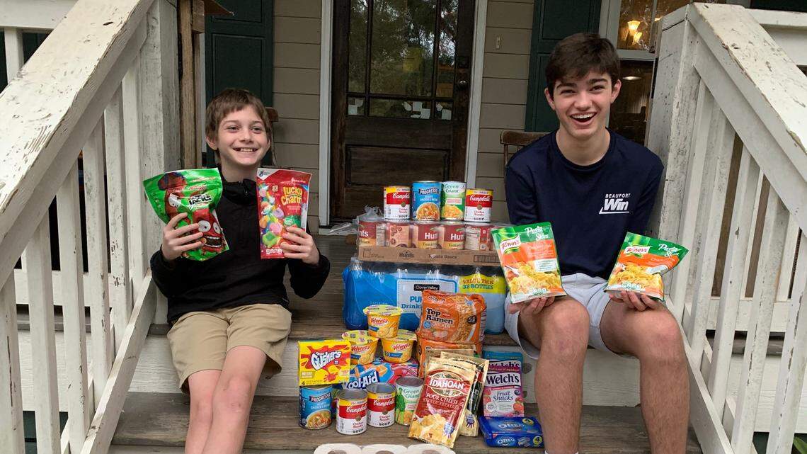 ‘It just took off:’ Brothers collect 100s of food donations from Beaufort’s porches