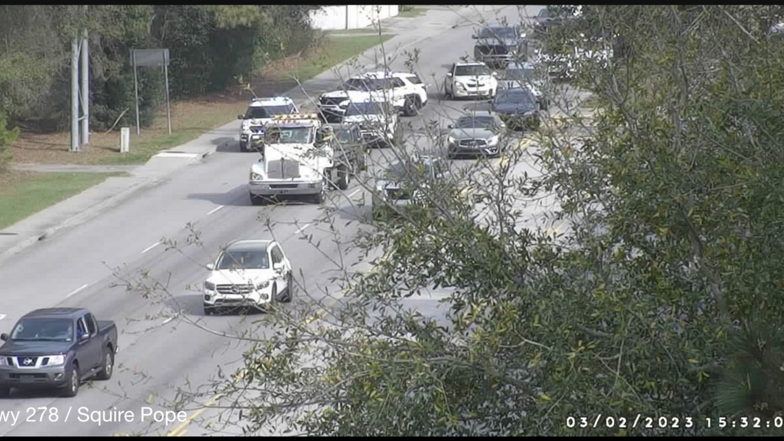 Thursday afternoon crash on Hilton Head shuts down U.S. 278 lanes heading off-island