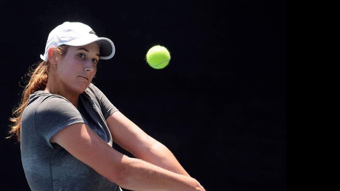 Hilton Head’s Hayley Carter tops college women’s tennis rankings