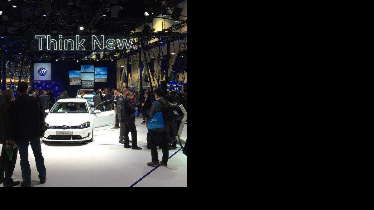 Automotive floor at CES 2016