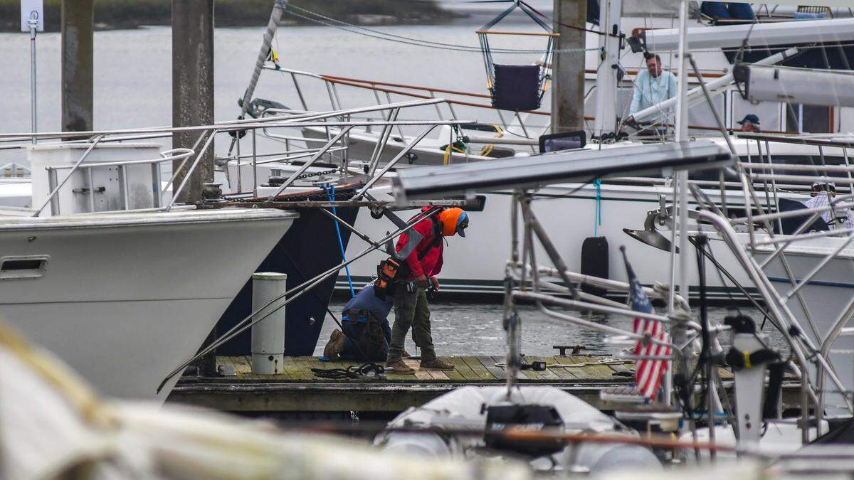 O’Quinn Marine Construction is working on dock repairs at Beaufort’s Downtown Marina.
