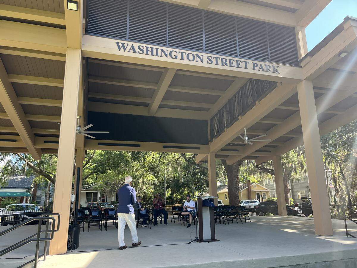 Washington Street Park in Beaufort has a new pavilion.