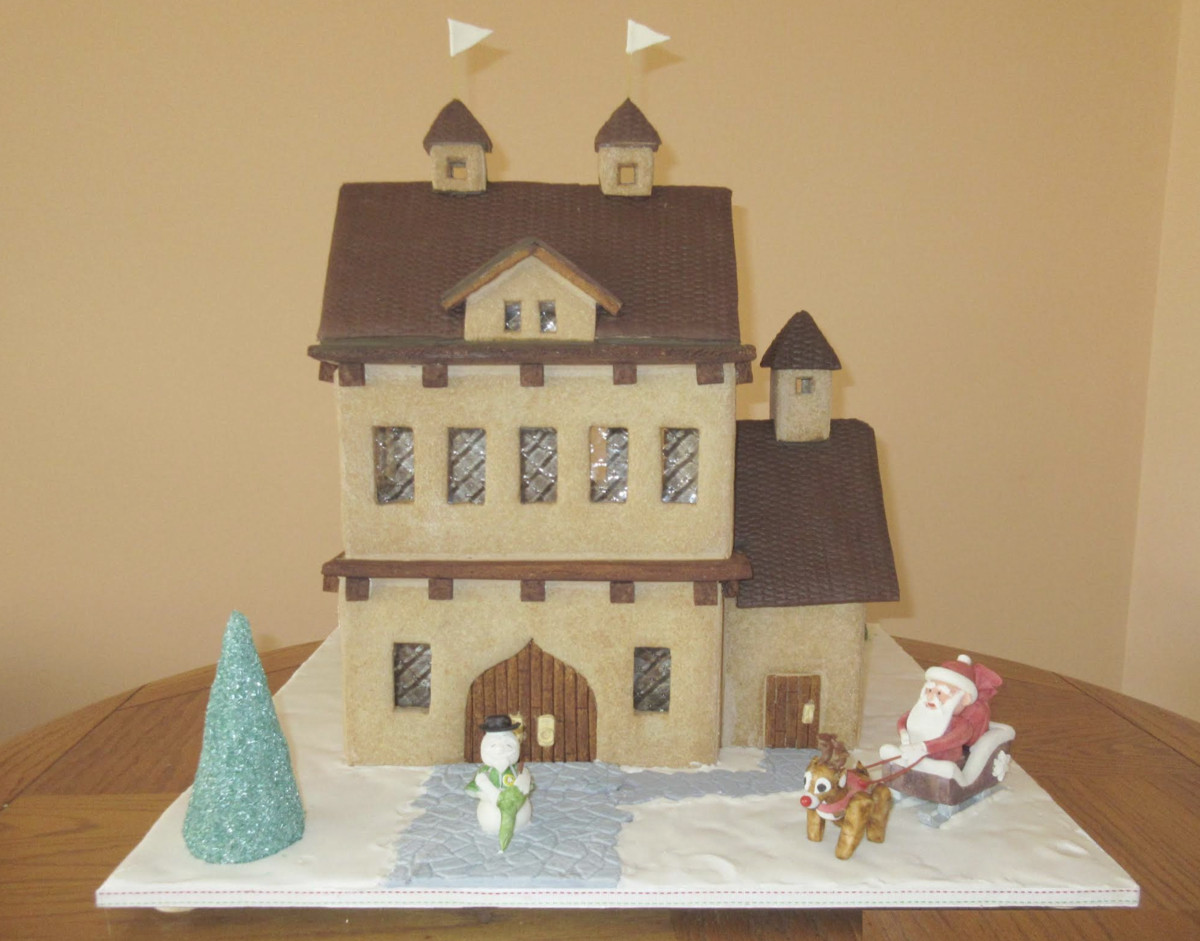In 2018, Kelly Clements crafted Santa’s castle out of gingerbread.