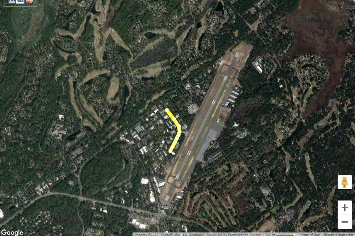 Hunter Road on Hilton Head Island, highlighted in yellow, runs directly west of the Hilton Head Island Airport.