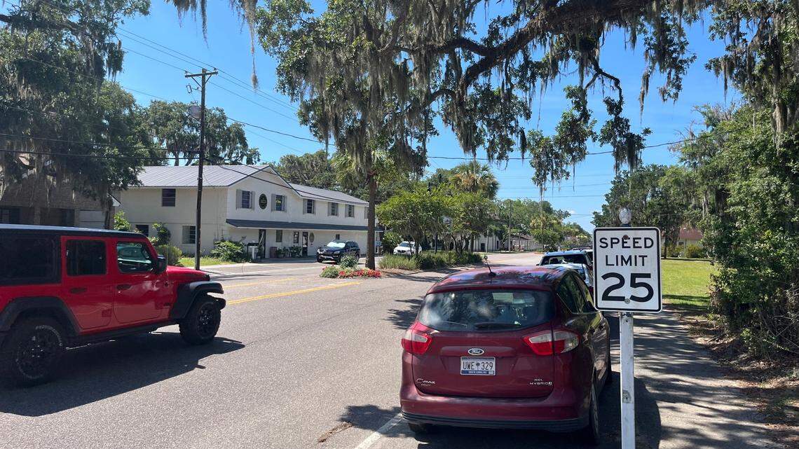 22 mph? There’s a reason Port Royal chose this unusual speed limit for its main street