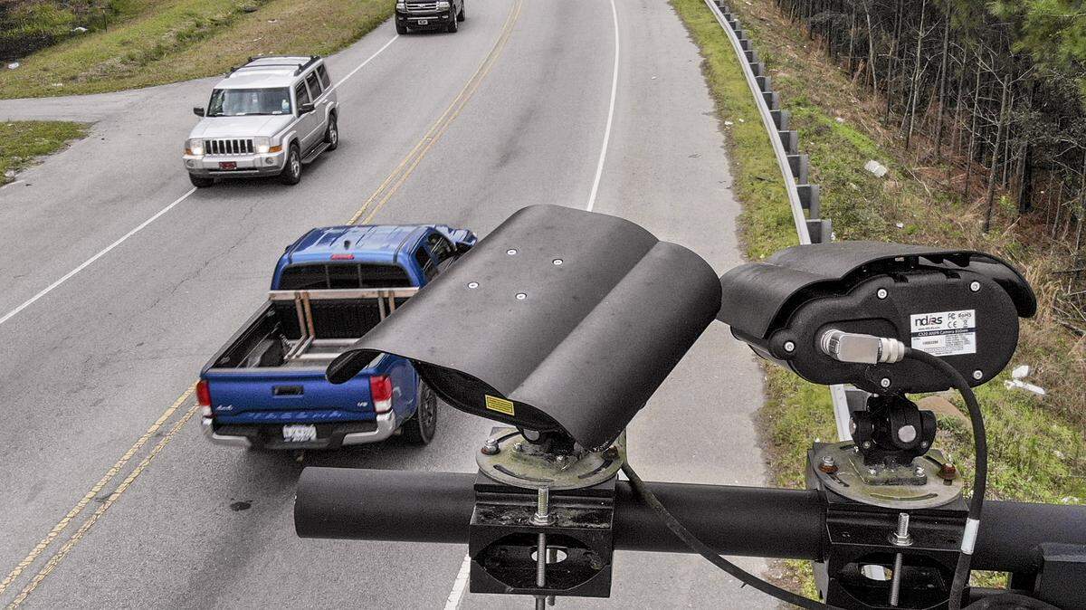 Automatic License Plate Reader cameras are pictured on Wednesday, Feb. 26, 2020 installed about 14 feet above S.C. 46, S.C. 170 on the Beaufort County side of the Melanie Lowther Memorial Bridge that carries traffic over the New River. The cameras “read” license plates as vehicles leave and enter Beaufort County which are then checked against a database for infractions or stolen vehicles.