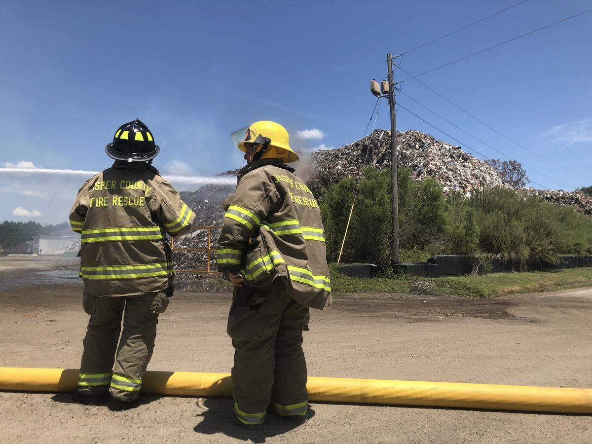 Jasper Fire-Rescue spends an hour fighting fire at 45-foot tall mound of debris