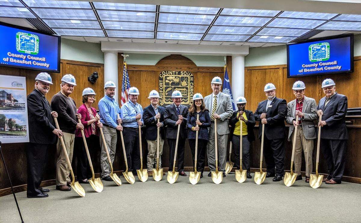 (From left to right) Council member Joe Passiment; Council member Larry McElynn; Council member Alice Howard; Dan Saltrick, architect with Beaufort Design Build; Mark Roseneau, director of Beaufort County Facility Management; Jarrod Atkins, Akins General Contractors; Richard Brooks, Beaufort Magistrate’s Office; Beaufort County Administrator Ashley Jacobs; Rod Sproatt, Beaufort Magistrate’s Office; Chief Magistrate LaShonda Scott; Council member Mike Covert; Council member Paul Sommerville; and Council member Stu Rodman.