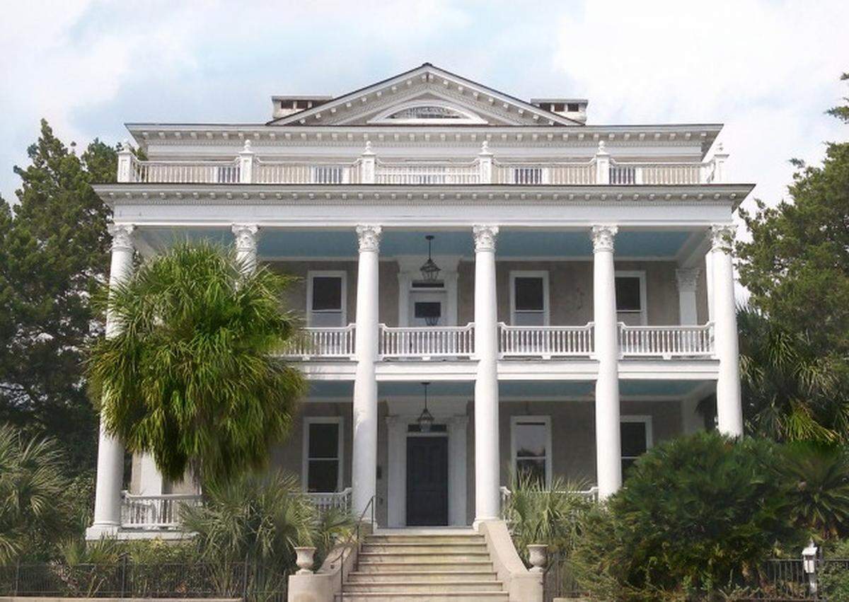 A significant restoration to a historic building in downtown Beaufort led to the opening of Anchorage 1770 in 2015.