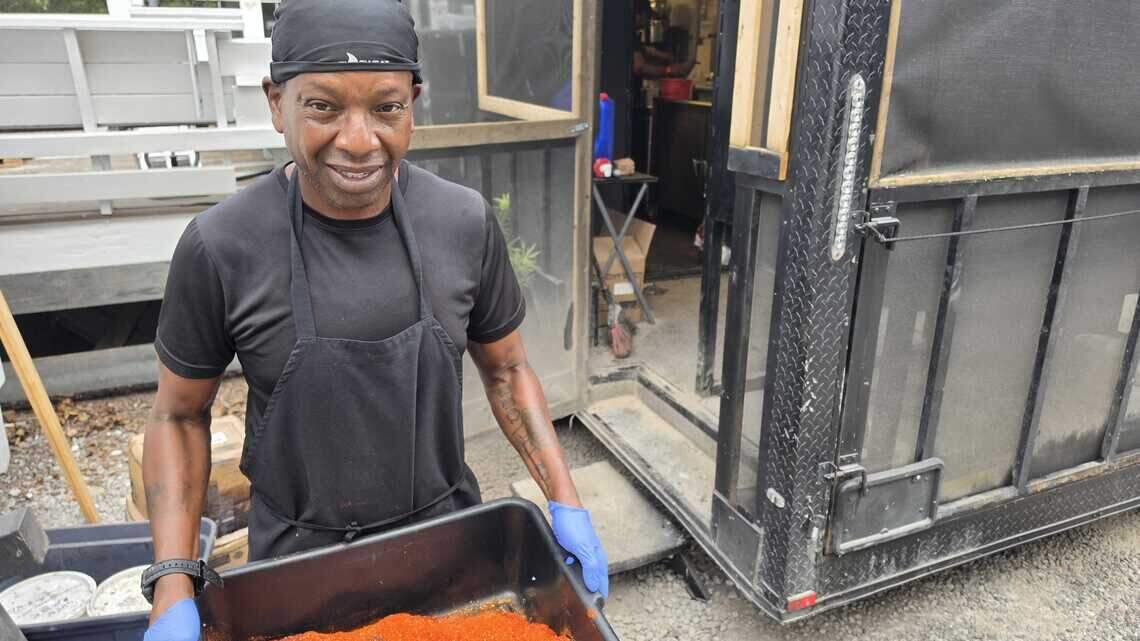 Marine and his commander bring ‘Lowcountry style’ BBQ to Beaufort waterfront