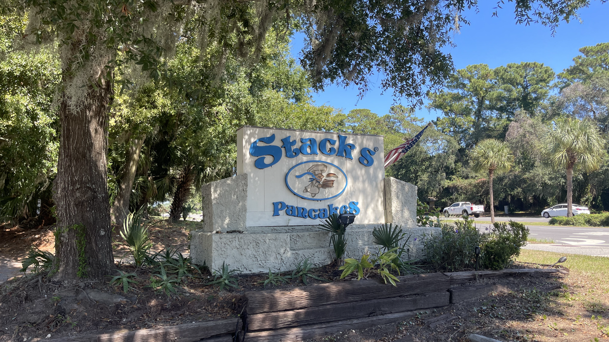 Stack’s Pancakes started serving customers the island twenty years ago in 2004.