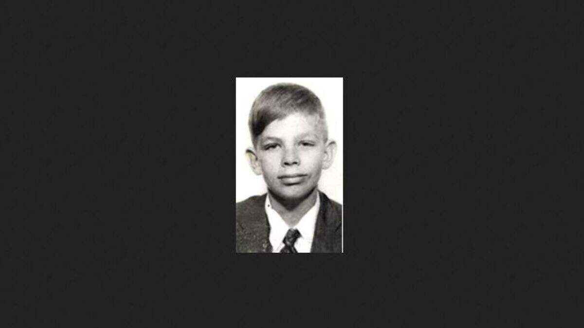 Michael Steve Akey (1972)