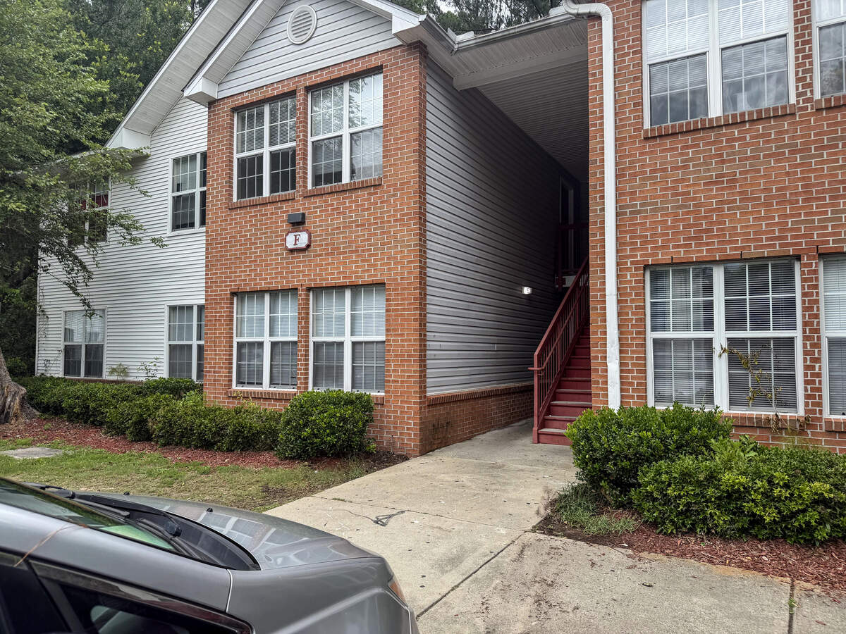 Building F, tucked away at the back of the roughly 10-building complex of Vista View Apartments, is where a woman was stabbed to death on June 16, 2026 in Bluffton.