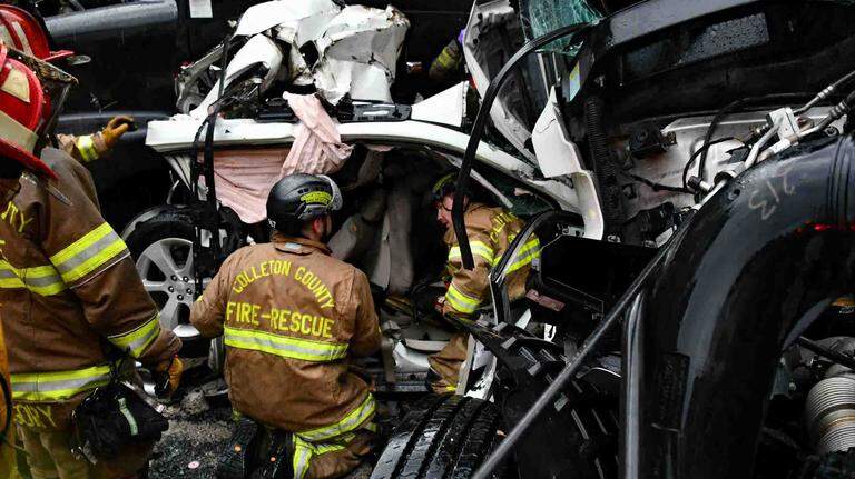 Father, son killed in fatal 13-vehicle pileup on I-95 near Yemassee are identified