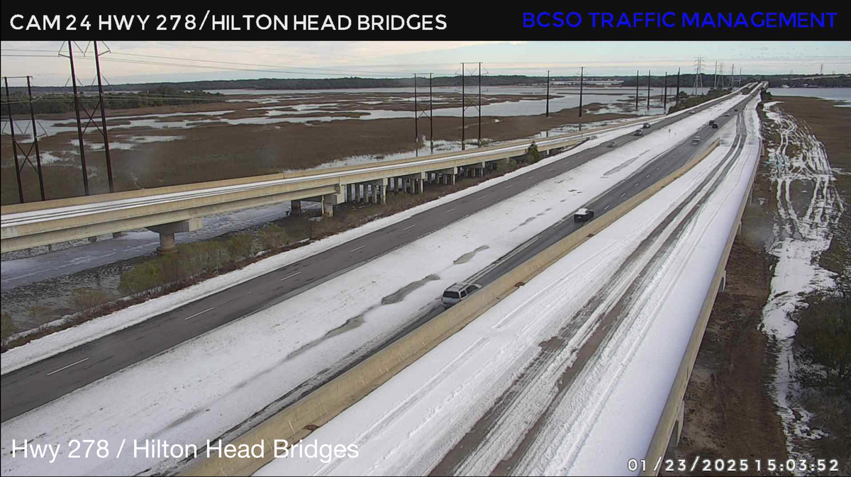 All lanes of U.S. 278 leading on and off Hilton Head Island were clear and in use Thursday afternoon. Earlier in the morning, eastbound drivers largely stuck to the right lane of the highway to avoid large swaths of snow in the left lane.