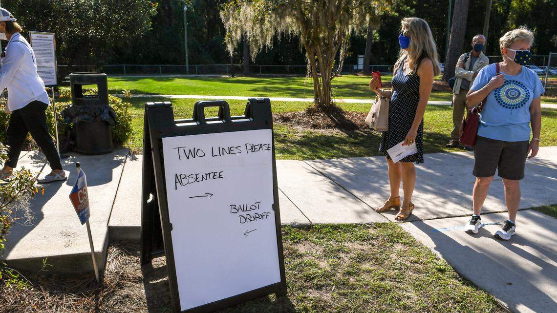 Beaufort Co. voters are reporting absentee ballot problems. Officials are overwhelmed