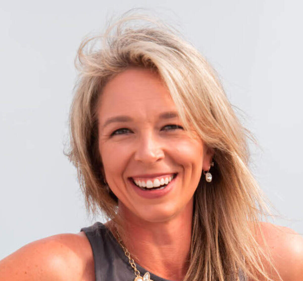 Elizabeth Hey is running for Beaufort County Board of Education District 10.