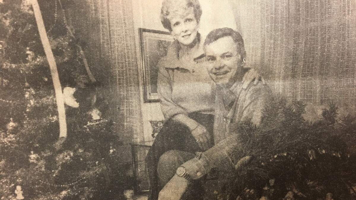 “Bubba” and Blanche Marchetti in their Port Royal Plantation home at Christmas in 1985.