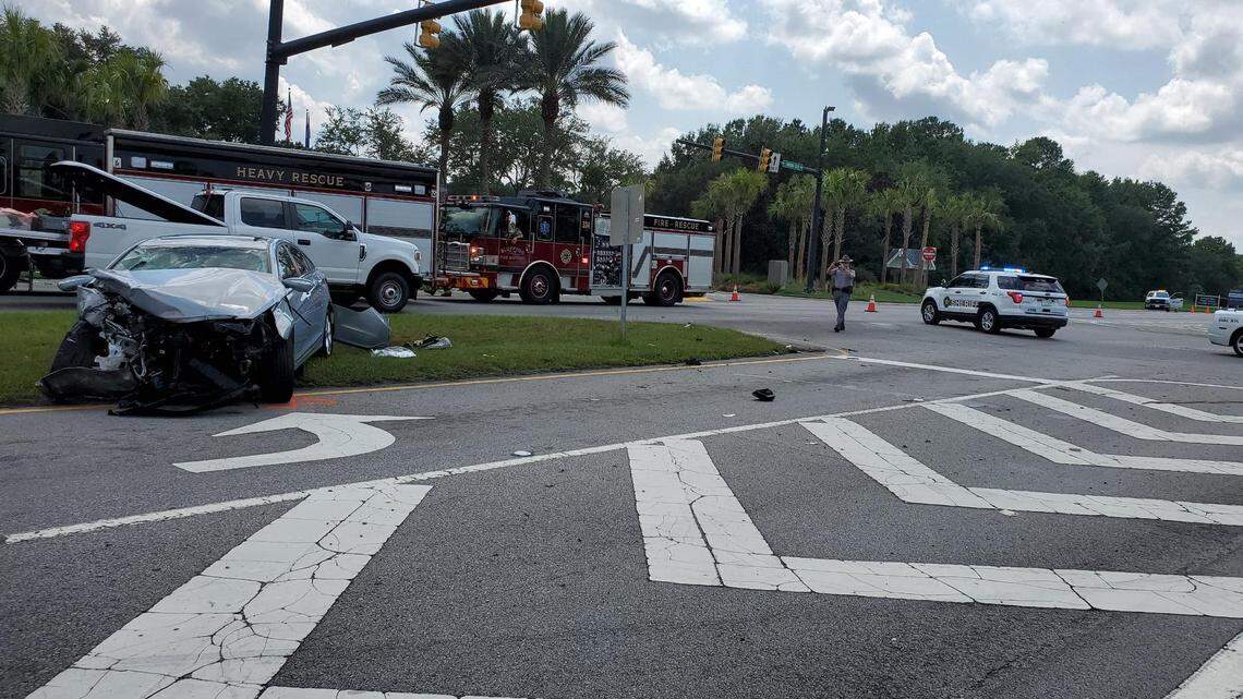 Traffic alert: Crash near Sun City shuts down all eastbound lanes on US 278 Saturday