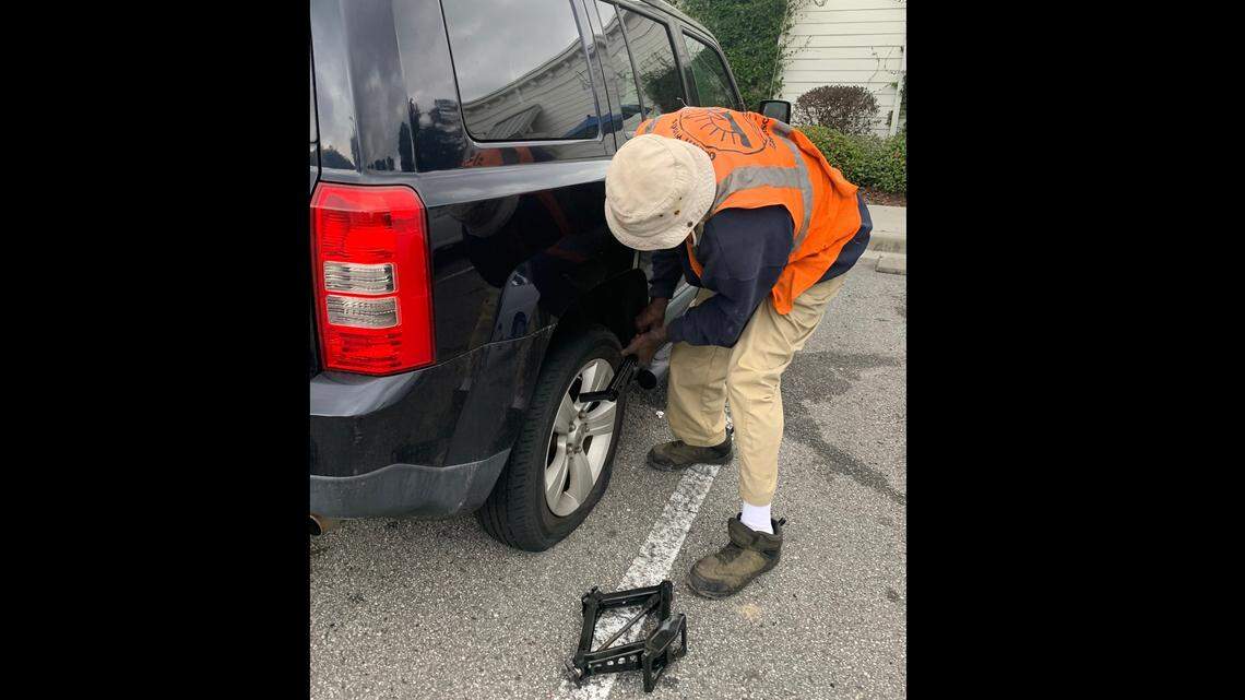 A flat tire and unexpected hero at a Bluffton gas station taught me a lesson in kindness