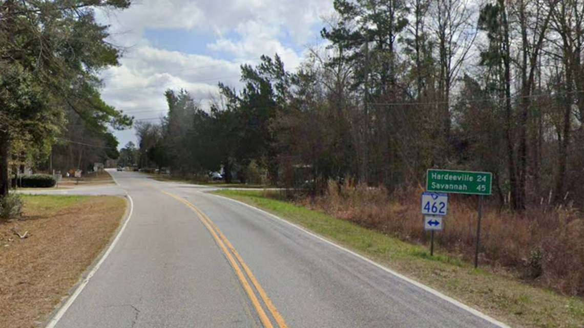 Passenger killed in Jasper County after car overturned and struck tree, officials say