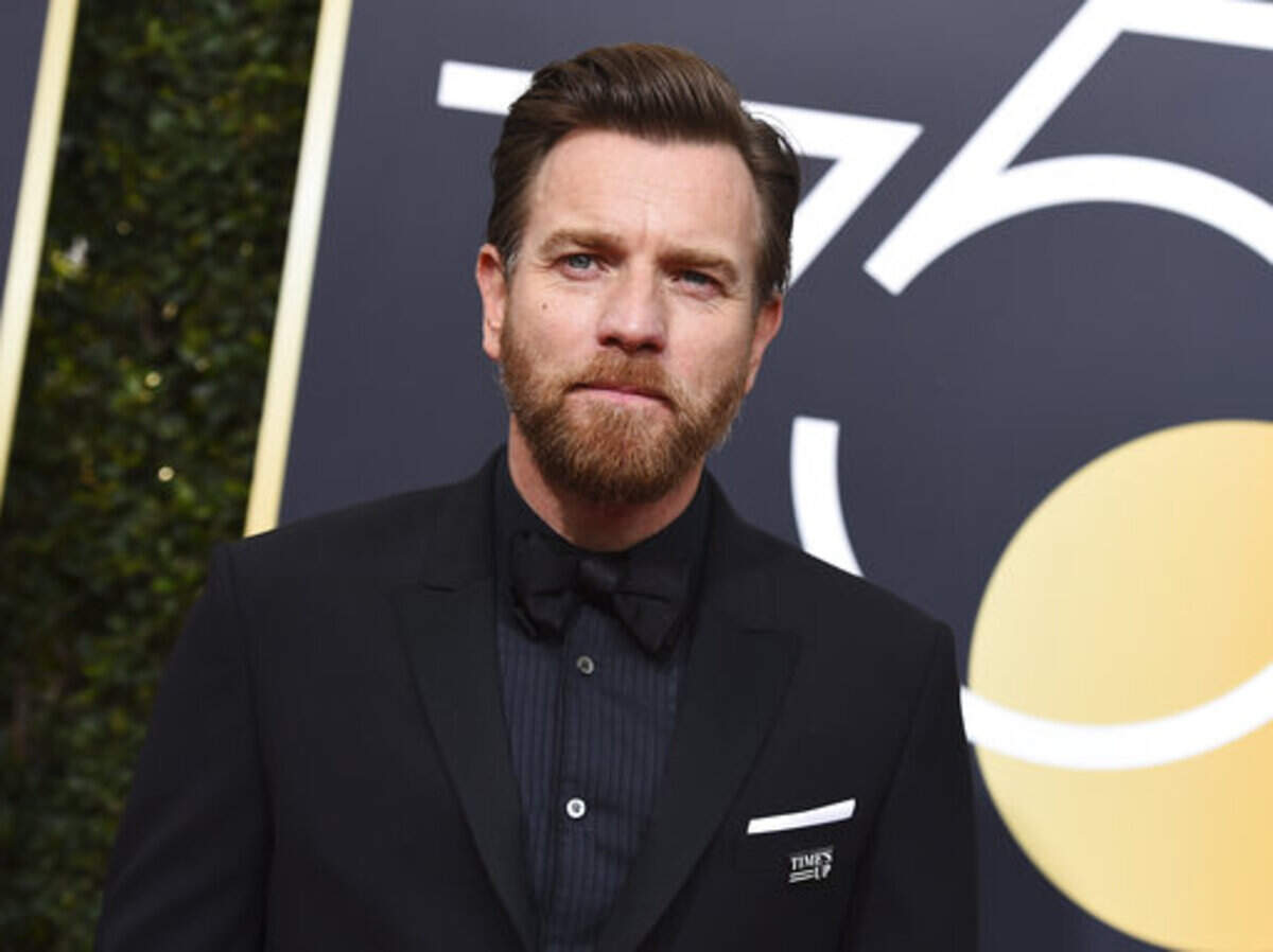 Ewan McGregor arrives at the 75th annual Golden Globe Awards at the Beverly Hilton Hotel on Sunday, Jan. 7, 2018, in Beverly Hills, Calif.