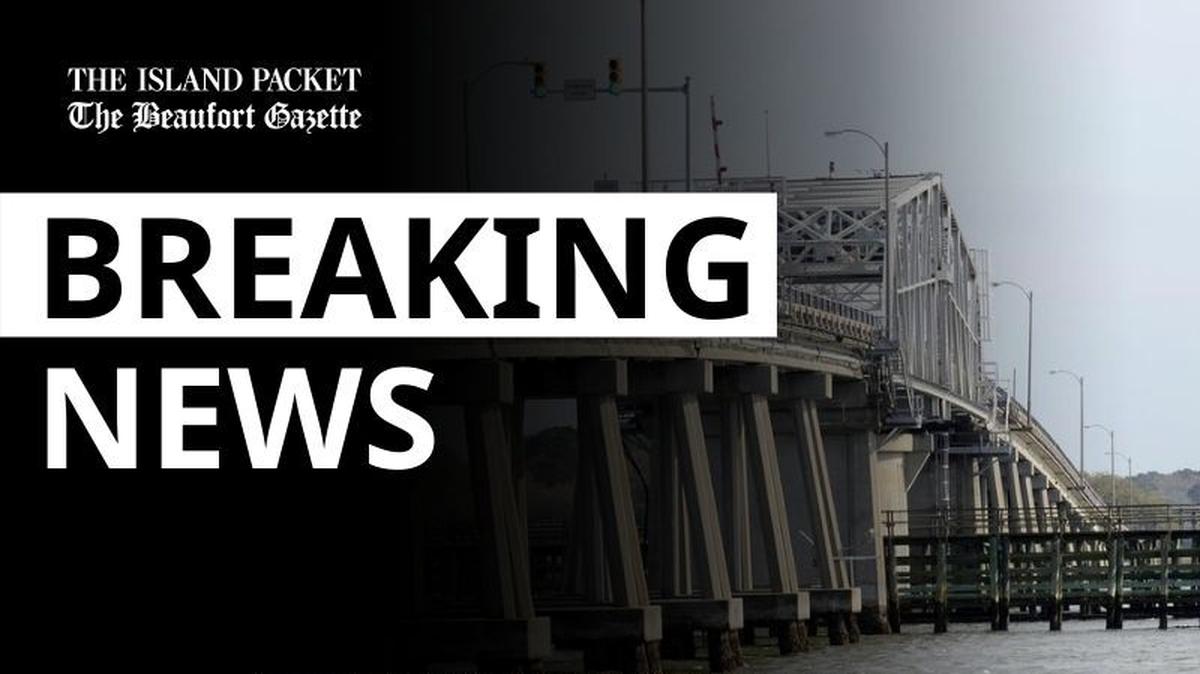 A worker at a Port Royal construction site died Tuesday morning after getting pinned between a steel mold and a large section of concrete.