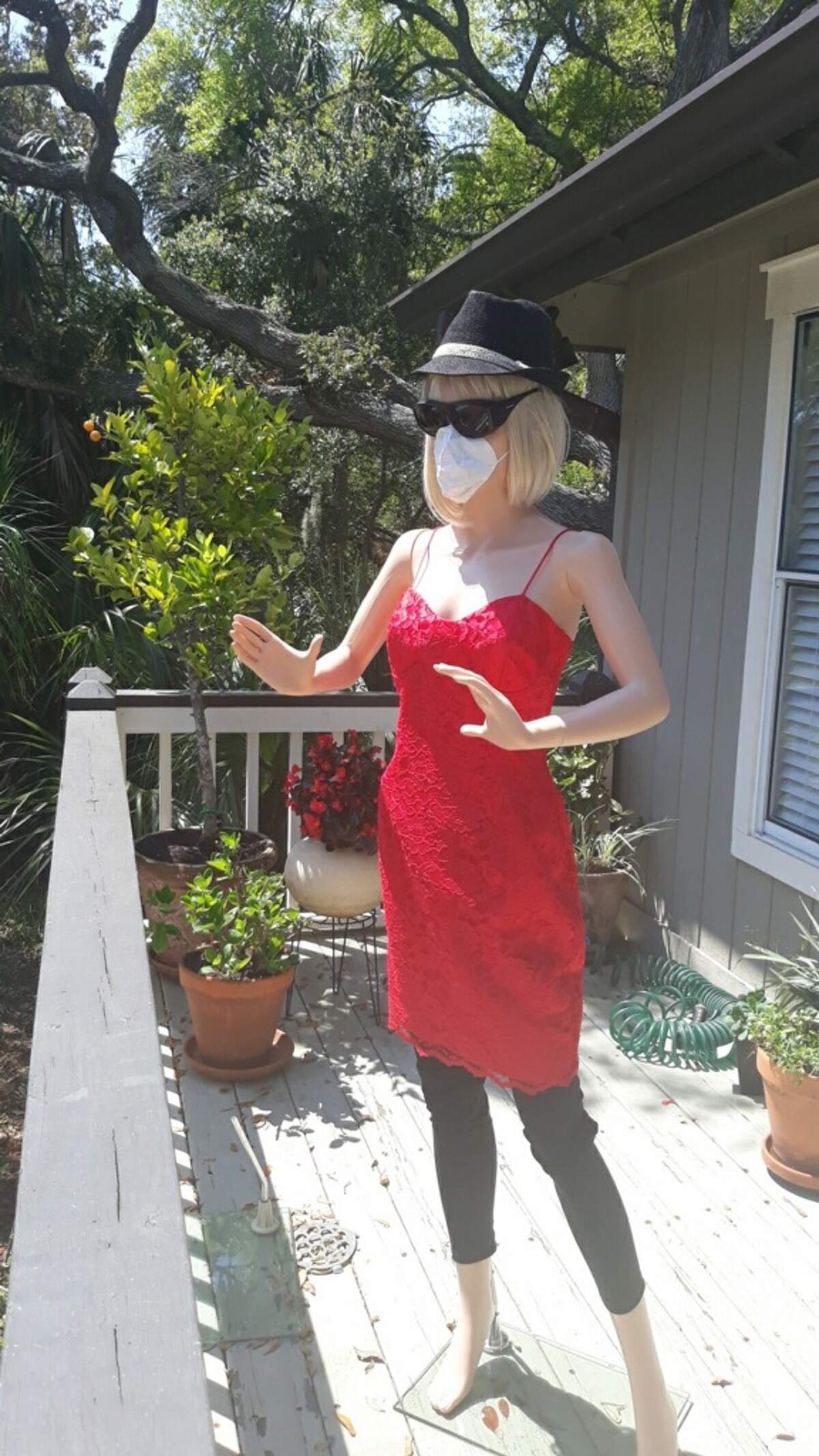 Virginia wore a mask at the beginning of the pandemic in 2020 on Fripp Island.
