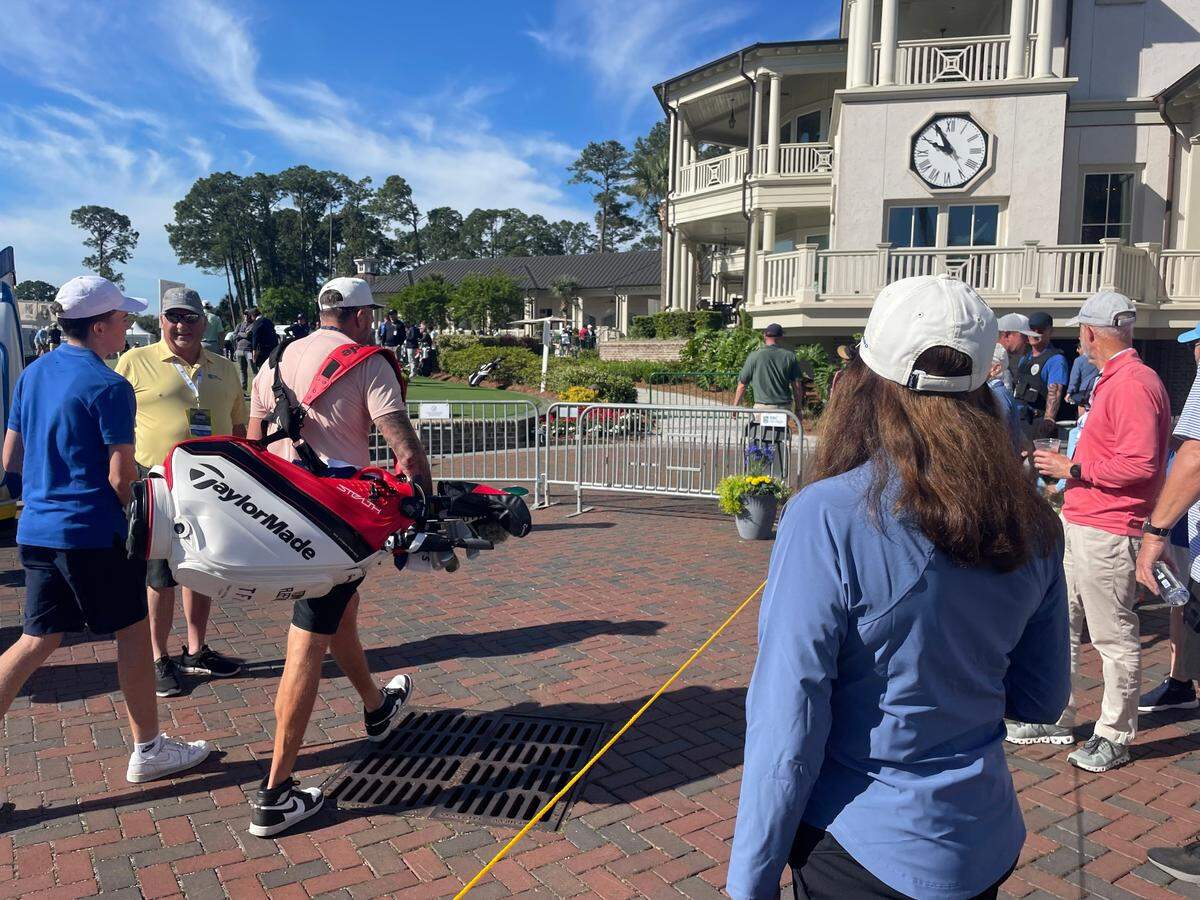 Some volunteers are responsible for making sure players can move safely throughout the tournament.