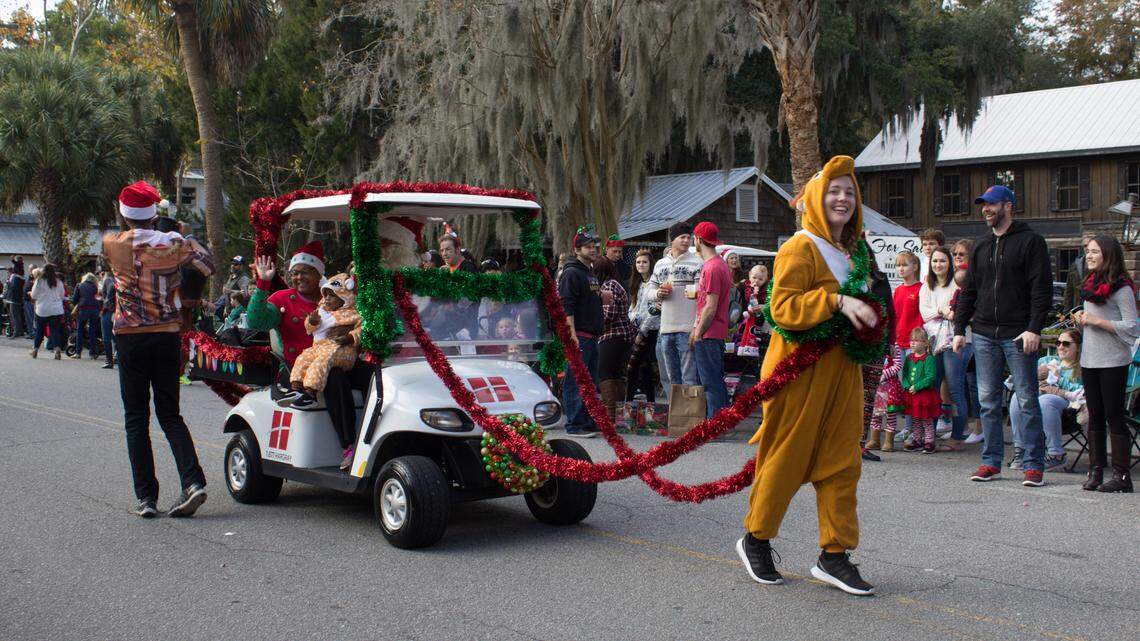 Bluffton’s Christmas Parade raises over $1,500 for scholarships in lieu of entry fees