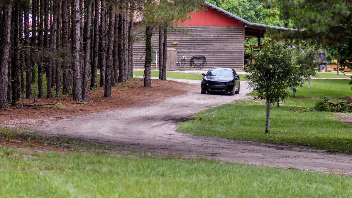 ‘My wife and child were just shot badly’: SLED releases 911 audio in Murdaugh homicides