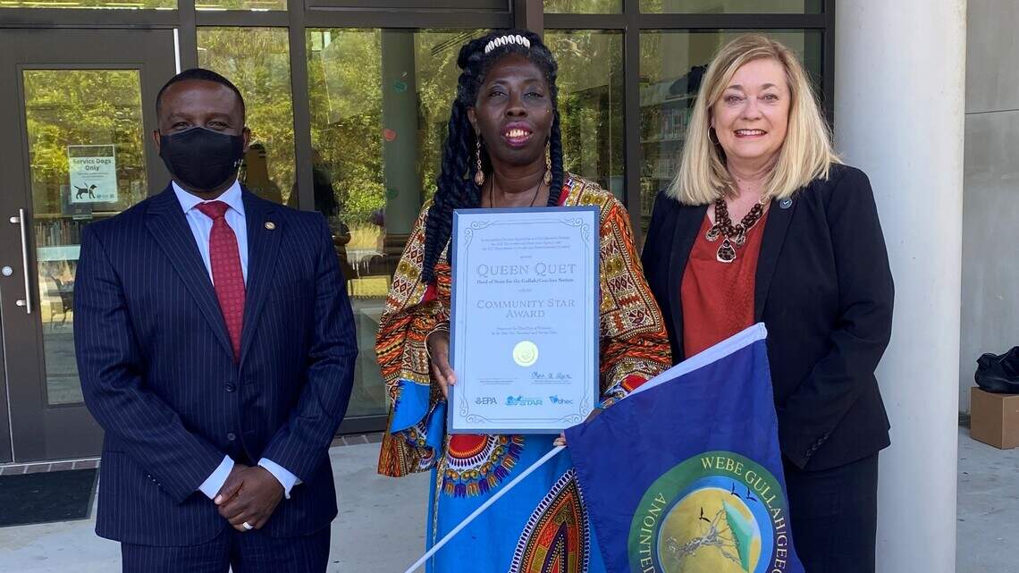 DHEC recognizes Gullah/Geechee Nation’s Queen Quet for community work, impact in SC