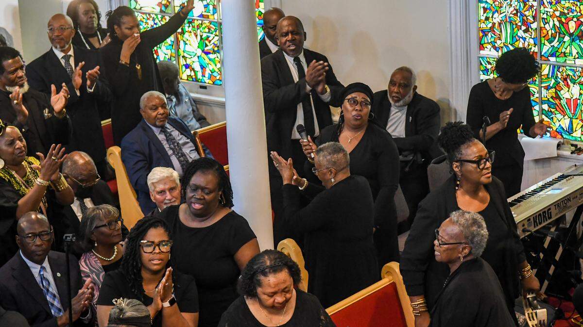 Evangelist La’Trenda Hardnett finishes her solo at the celebration of life funeral for the Rev. Kenneth Hodges on May 3, 2025, at the Tabernacle Baptist Church in Historic Downtown Beaufort.