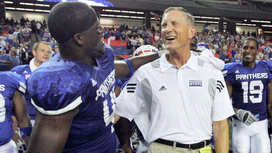 When Bill Curry came to Hilton Head: Blessed are the coaches who learn the final score