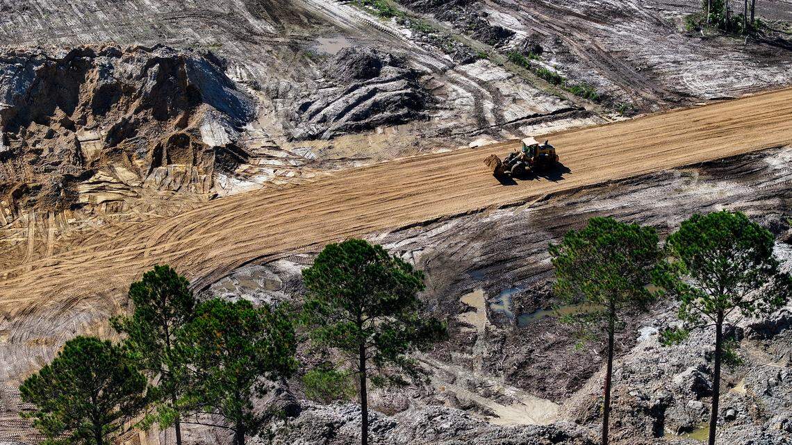 Residents sound alarm over 700 houses planned on 2 Beaufort islands. Is anybody listening?