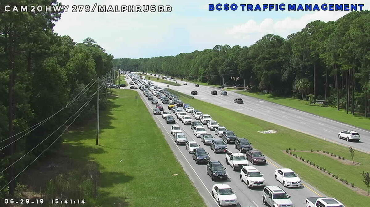 A crash at the Hilton Head bridge caused major traffic delays on eastbound U.S. 278 Saturday afternoon.