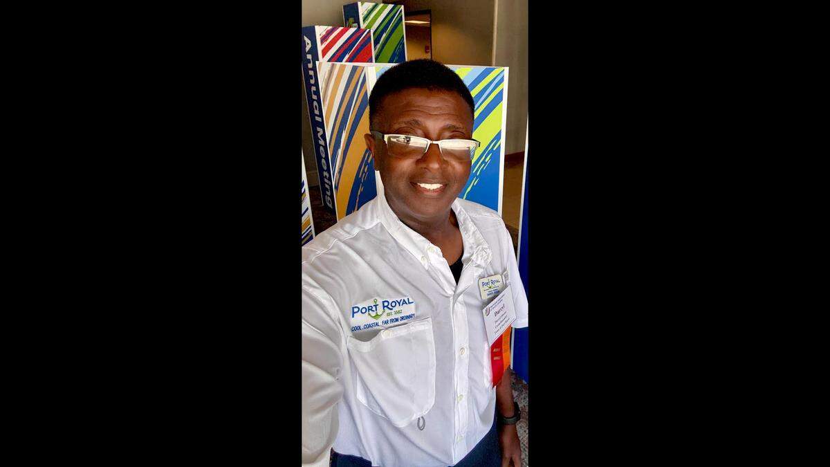 Darryl Owens