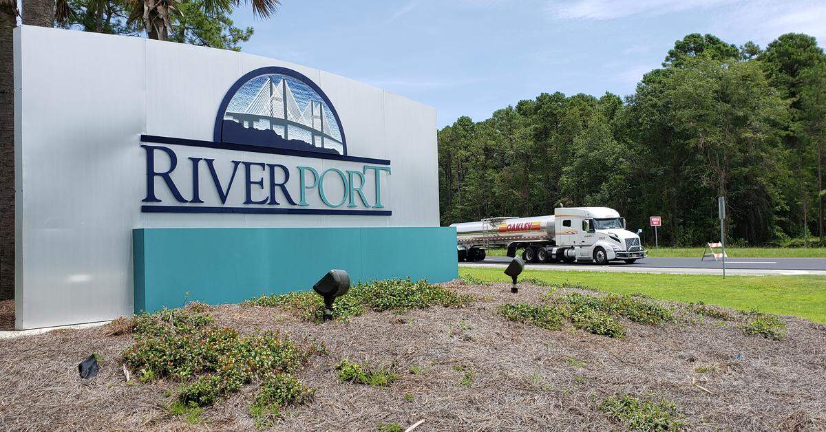 RiverPort Business Park, as seen on Monday afternoon, is roughly 1,700 acres of a 5,000-acre mixed-use tract in Jasper County. The developer, City of Hardeeville and Jasper County propose connecting the business park at U.S 17 with a flour-lane parkway to the new interchange at Interstate 95 and Purrysburg Road.
