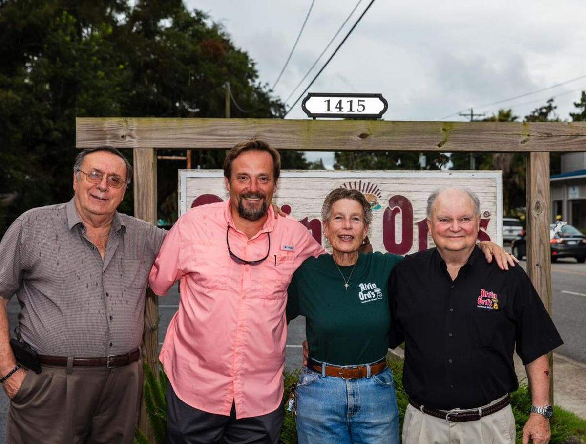 Nick Borreggine Sr. and his son, Nick Borreggine, have purchased Alvin Ord’s in Port Royal from Tom and Marie Lewis.