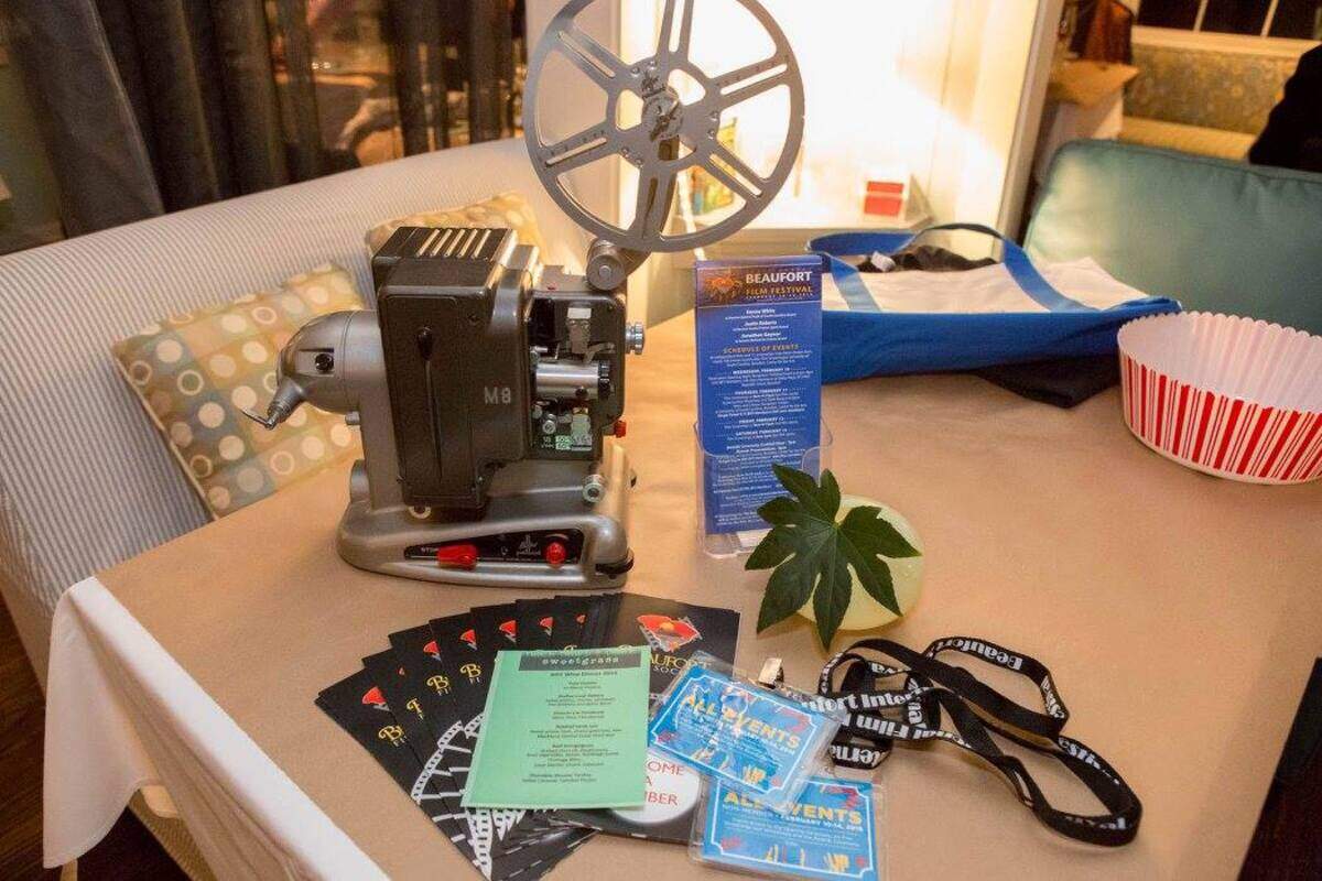 An appropriately thematic display at the Beaufort Film Society’s Jan. 27, 2016 wine dinner at Sweetgrass Restaurant.