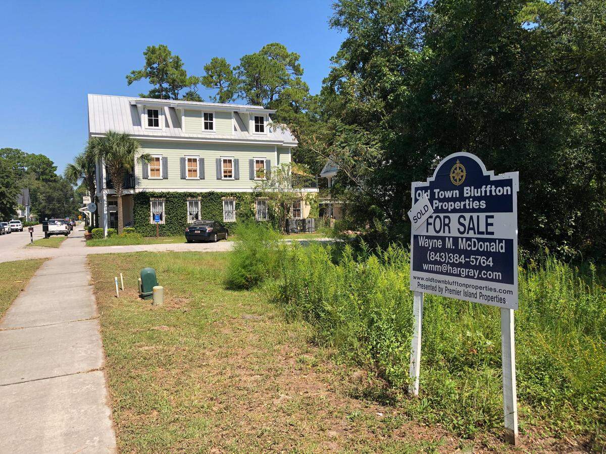 The sale of lots in Old Town Bluffton, including these on Goethe Road, is “brisk,” according to local Realtor Wayne McDonald.