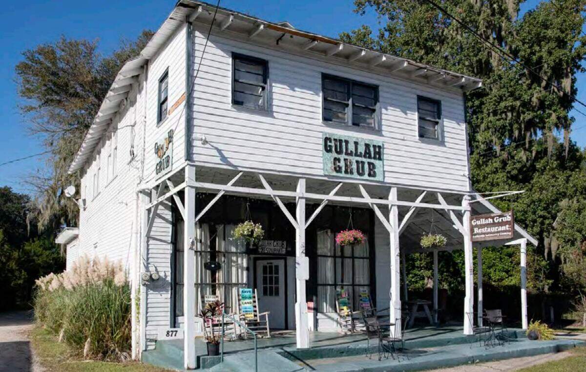 A photo of Gullah Grub Restaurant in the Corners community.