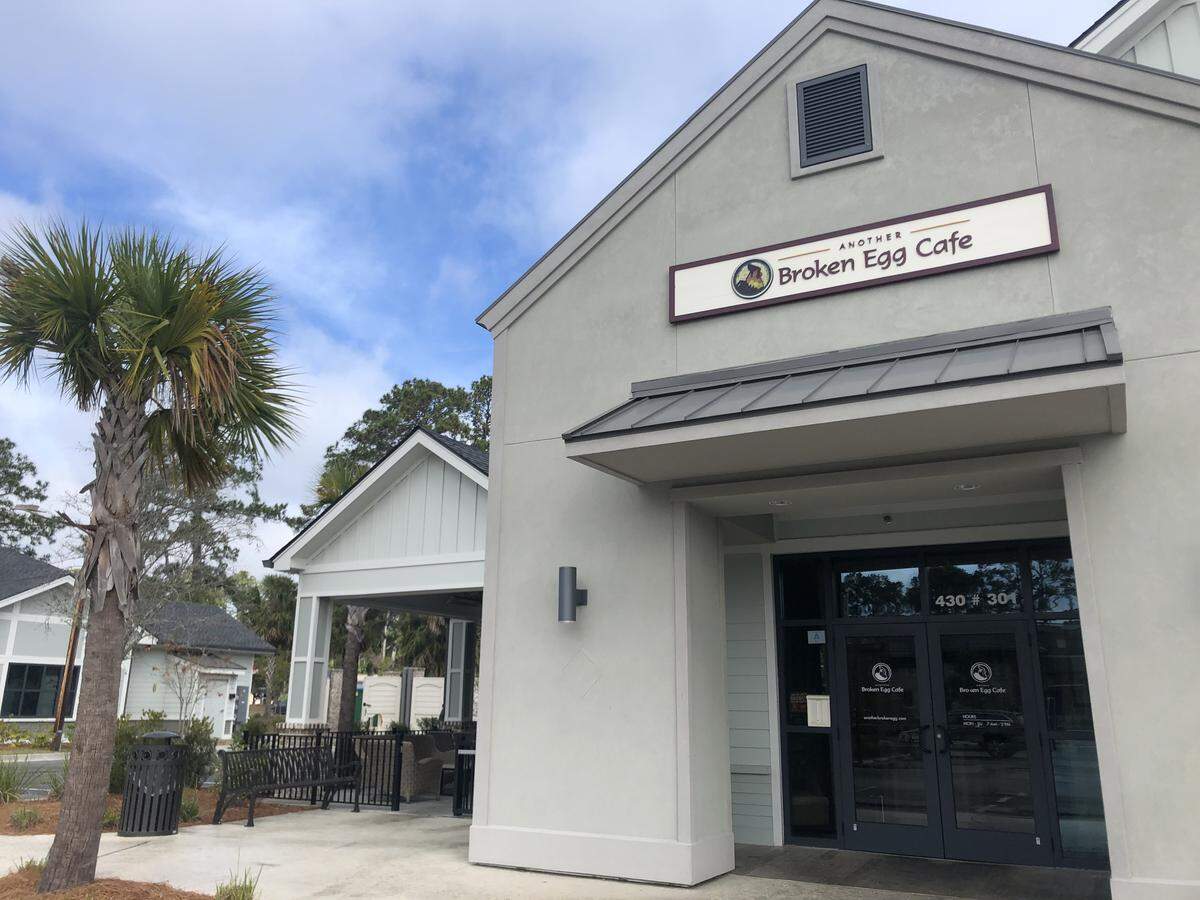 Another Broken Egg Cafe sits empty on Hilton Head Island Jan. 16. The restaurant abruptly closed Jan. 14.